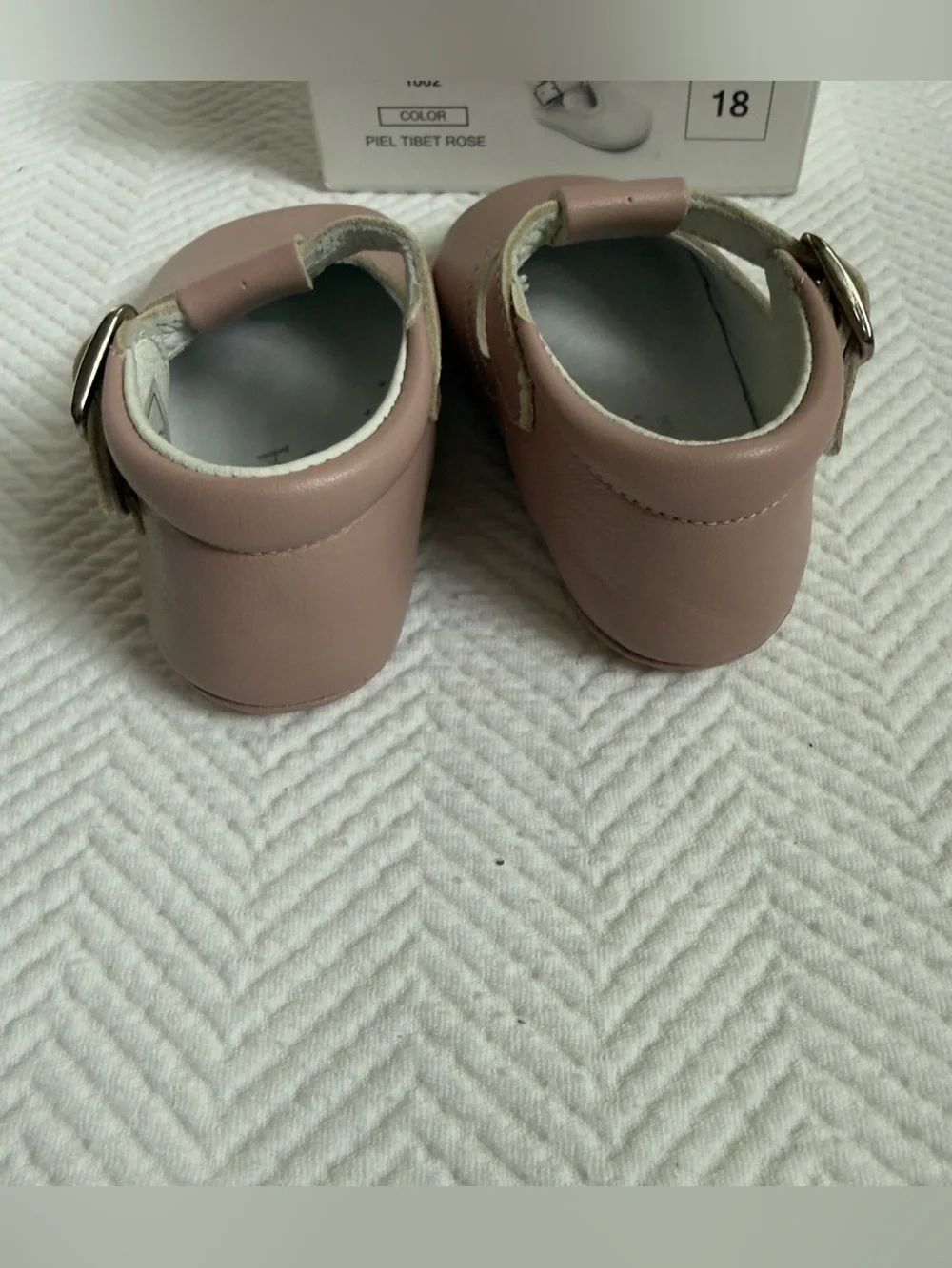 NWT Okaa Spain Leather T-Strap Baby Shoes in Pink, Size US 3/ EU 18